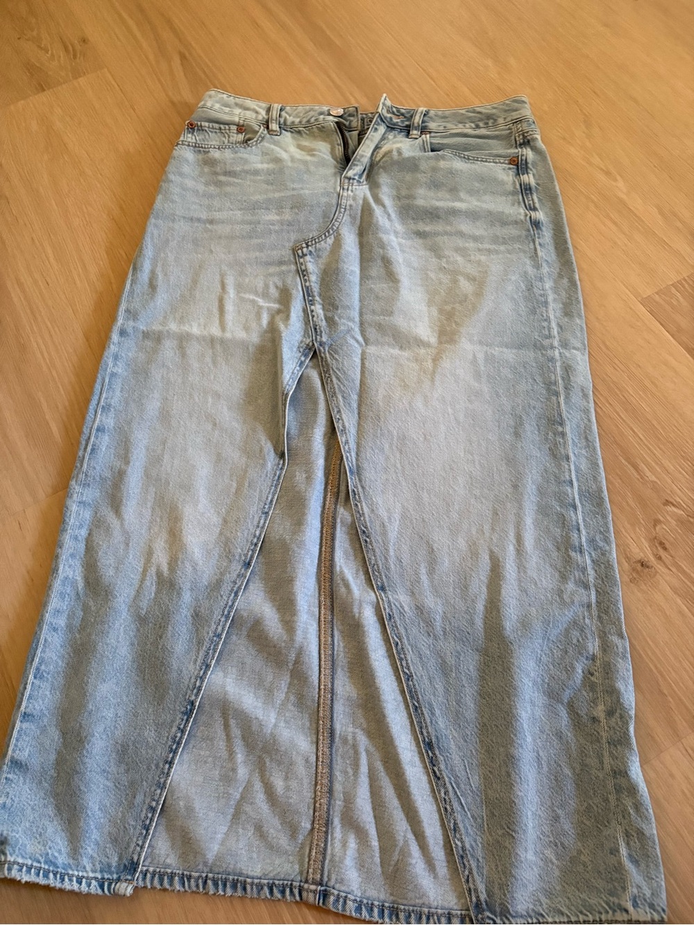American Eagle Outfitters Light Blue Denim Pencil Skirt